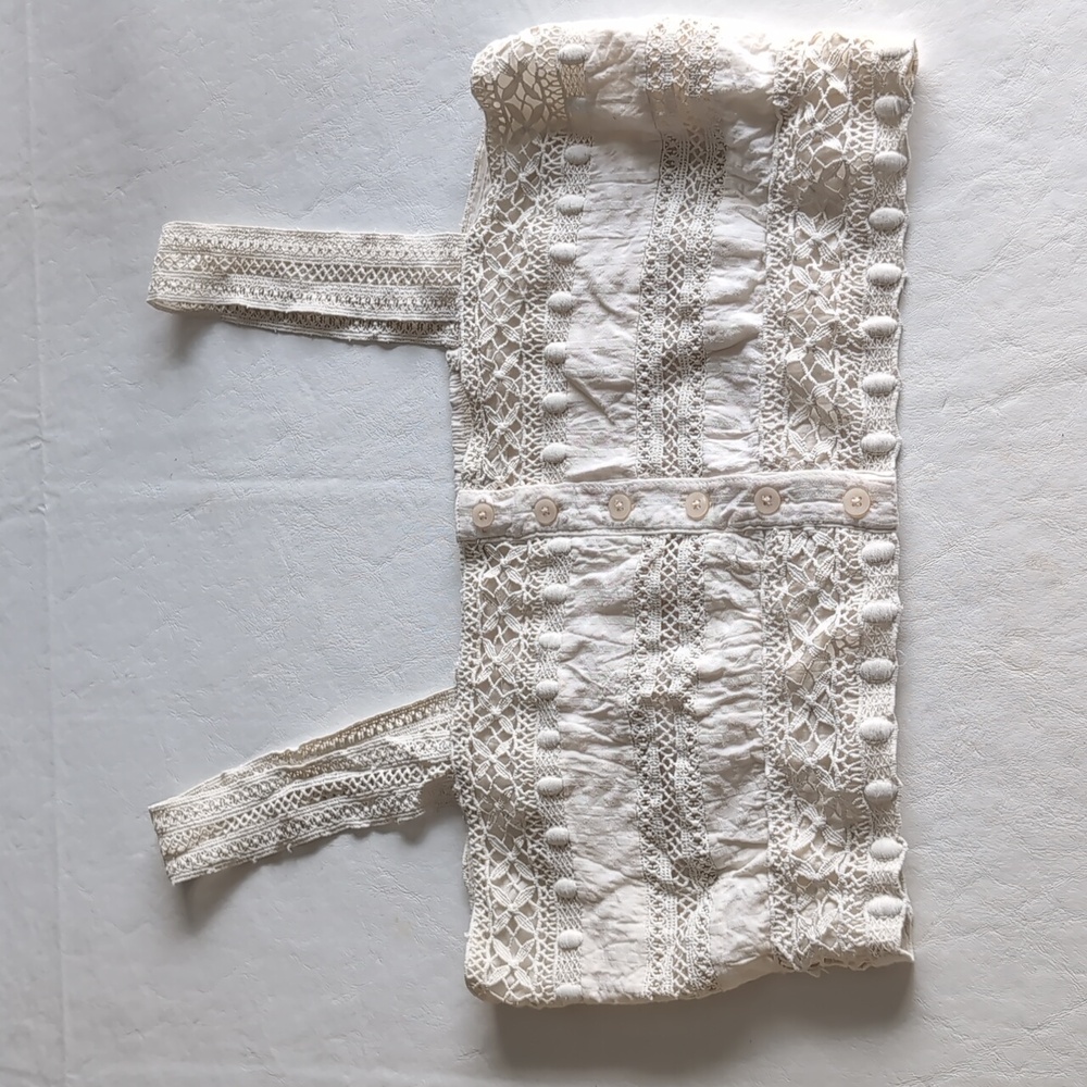 American Eagle Off White All Lace Tank Top Crop Button Front Women's Size Large